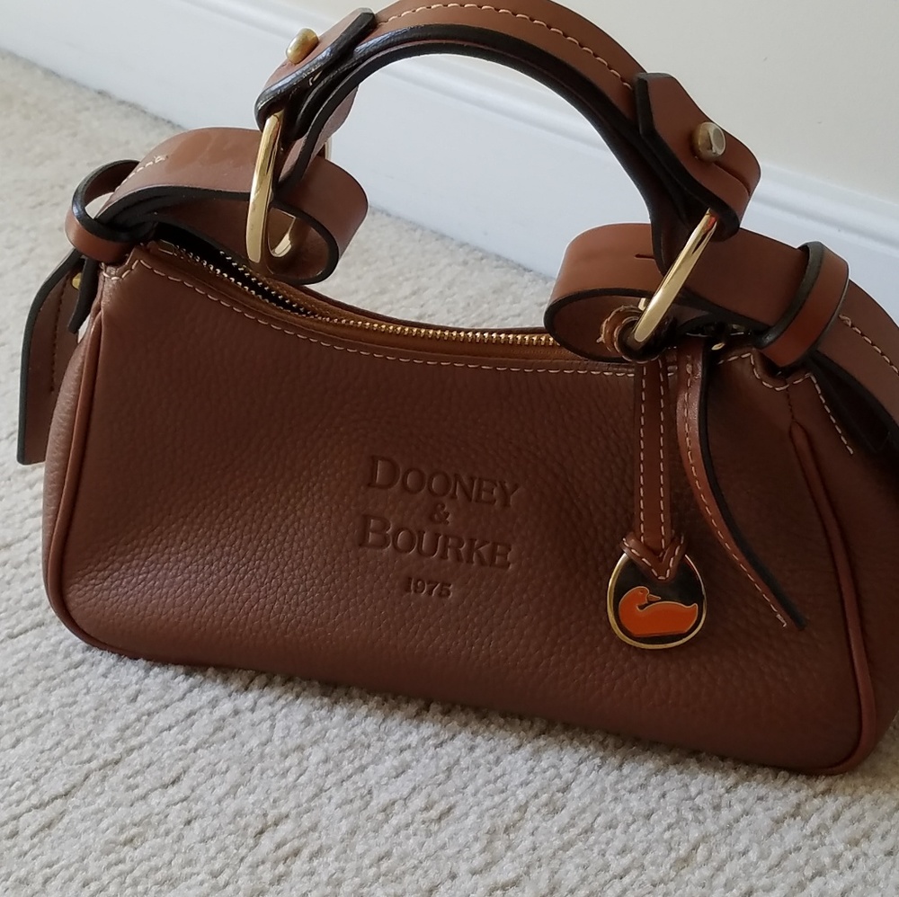 Dooney & Bourke purse
